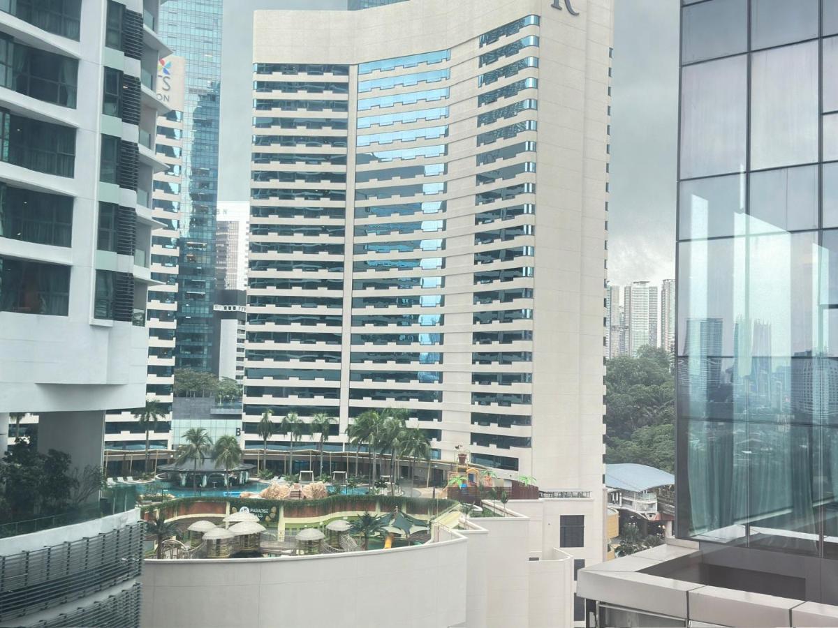 Summer Suites Klcc By Purple Orchid Kuala Lumpur Ngoại thất bức ảnh