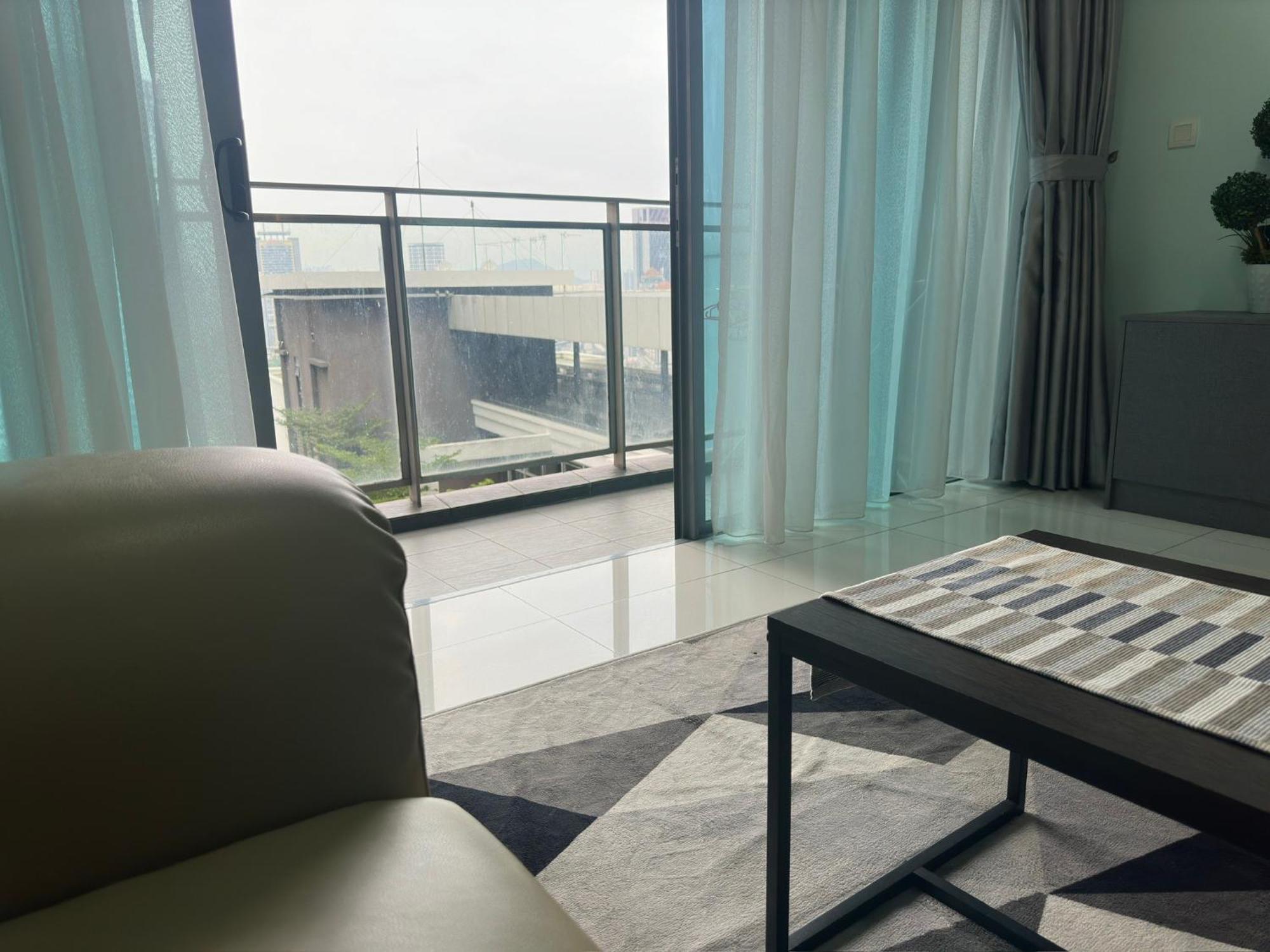 Summer Suites Klcc By Purple Orchid Kuala Lumpur Ngoại thất bức ảnh
