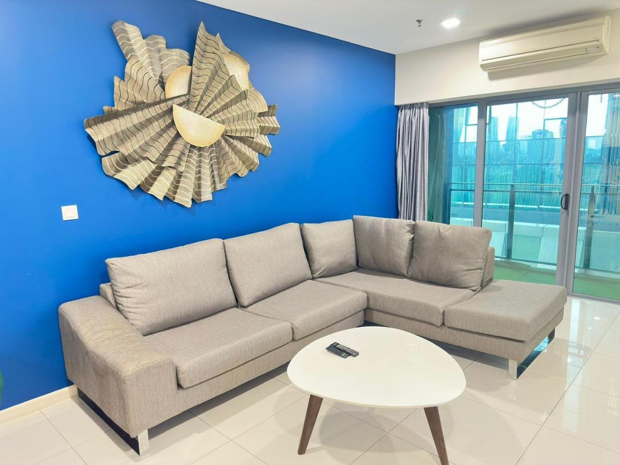 Summer Suites Klcc By Purple Orchid Kuala Lumpur Ngoại thất bức ảnh