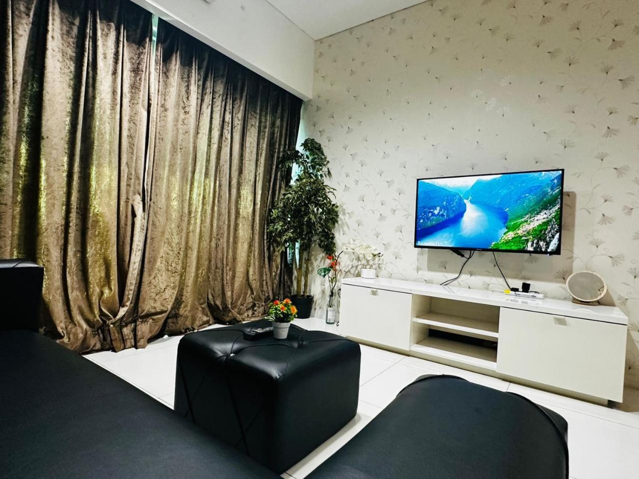 Summer Suites Klcc By Purple Orchid Kuala Lumpur Ngoại thất bức ảnh