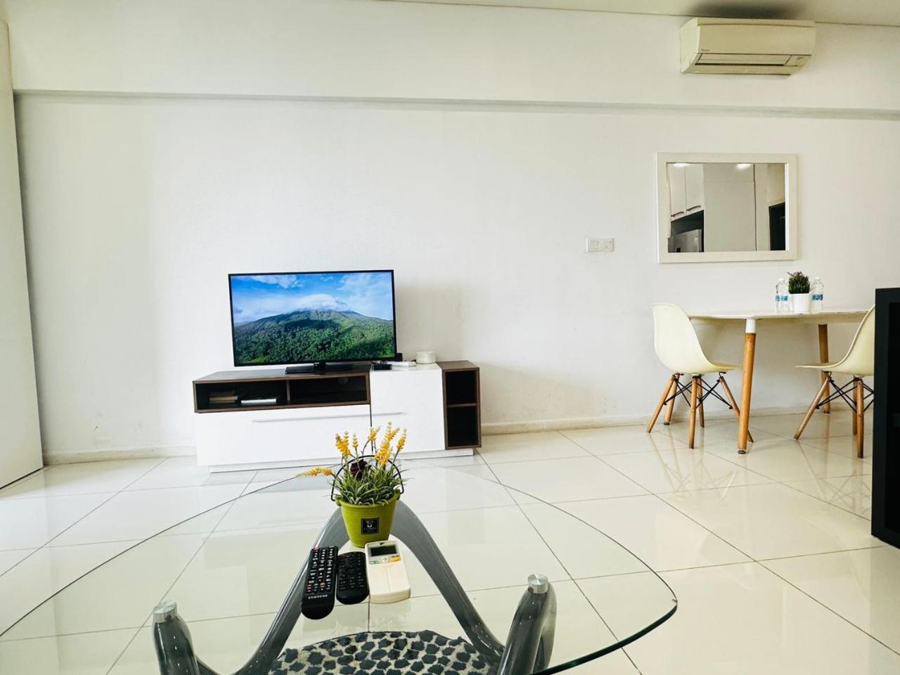 Summer Suites Klcc By Purple Orchid Kuala Lumpur Ngoại thất bức ảnh