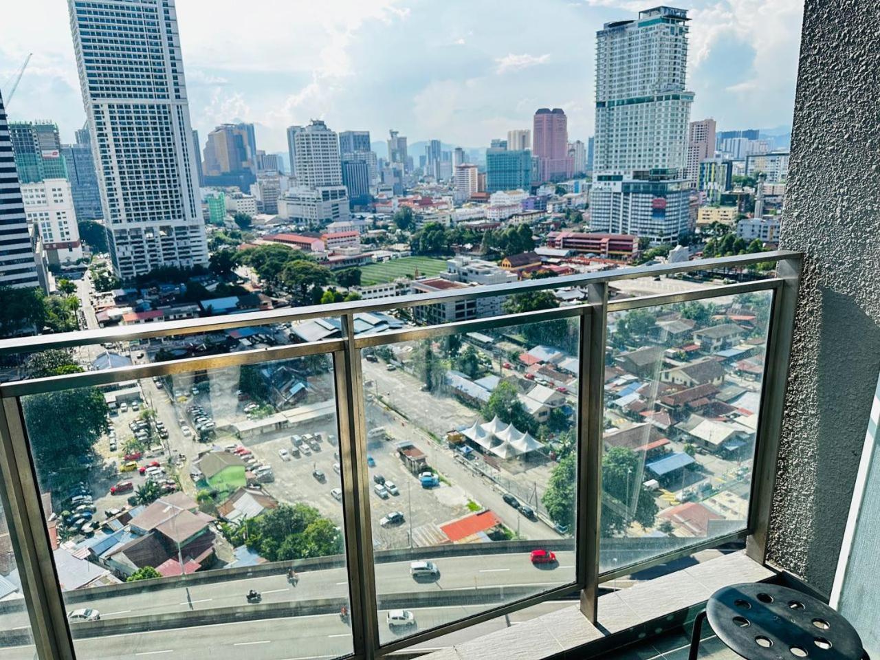 Summer Suites Klcc By Purple Orchid Kuala Lumpur Ngoại thất bức ảnh